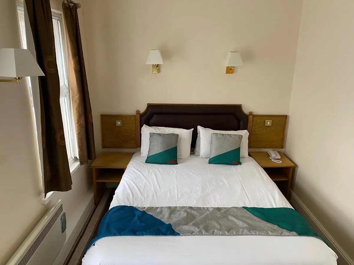 **  Cardiff Sandringham Hotel United Kingdom